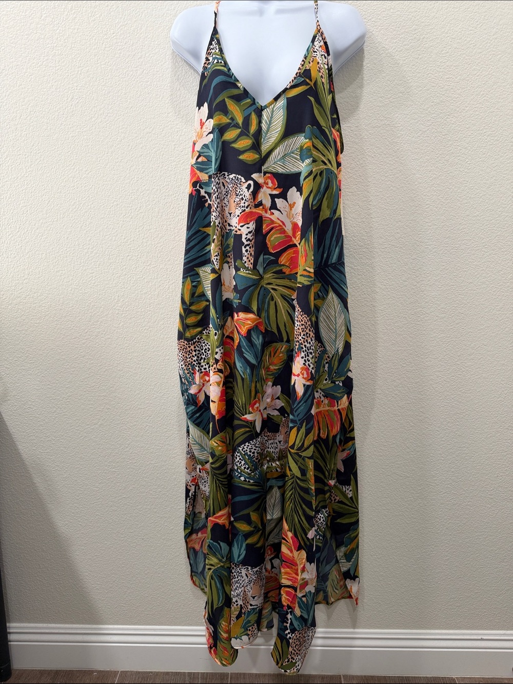 VAN WRINKLE - TropicFloral Maxi Navy/ Green Print NWT  size XL with pockets!